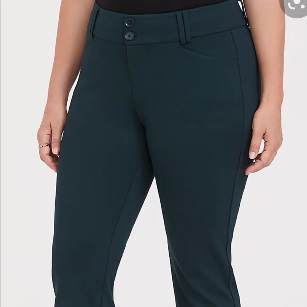 Torrid Studio Signature Stretch Dark Green Premium Pointe Trouser 26R